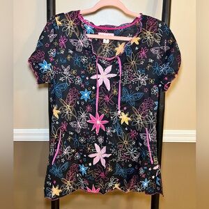 Koi by Kathy Peterson Scrubs Top Size Medium
